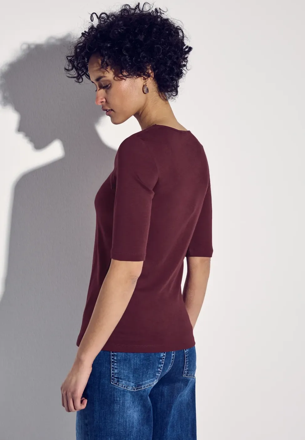 Shirt met hartvormige halslijn