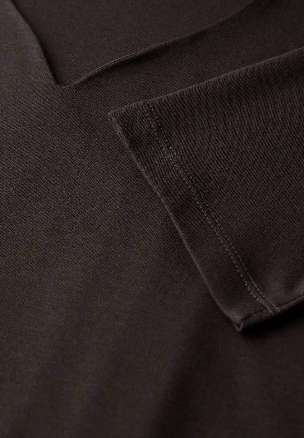 Shirt met hartvormige halslijn