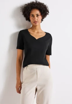 Shirt met hartvormige halslijn