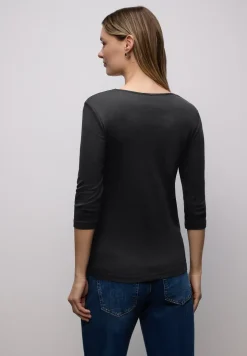 Shirt met hartvormige halslijn