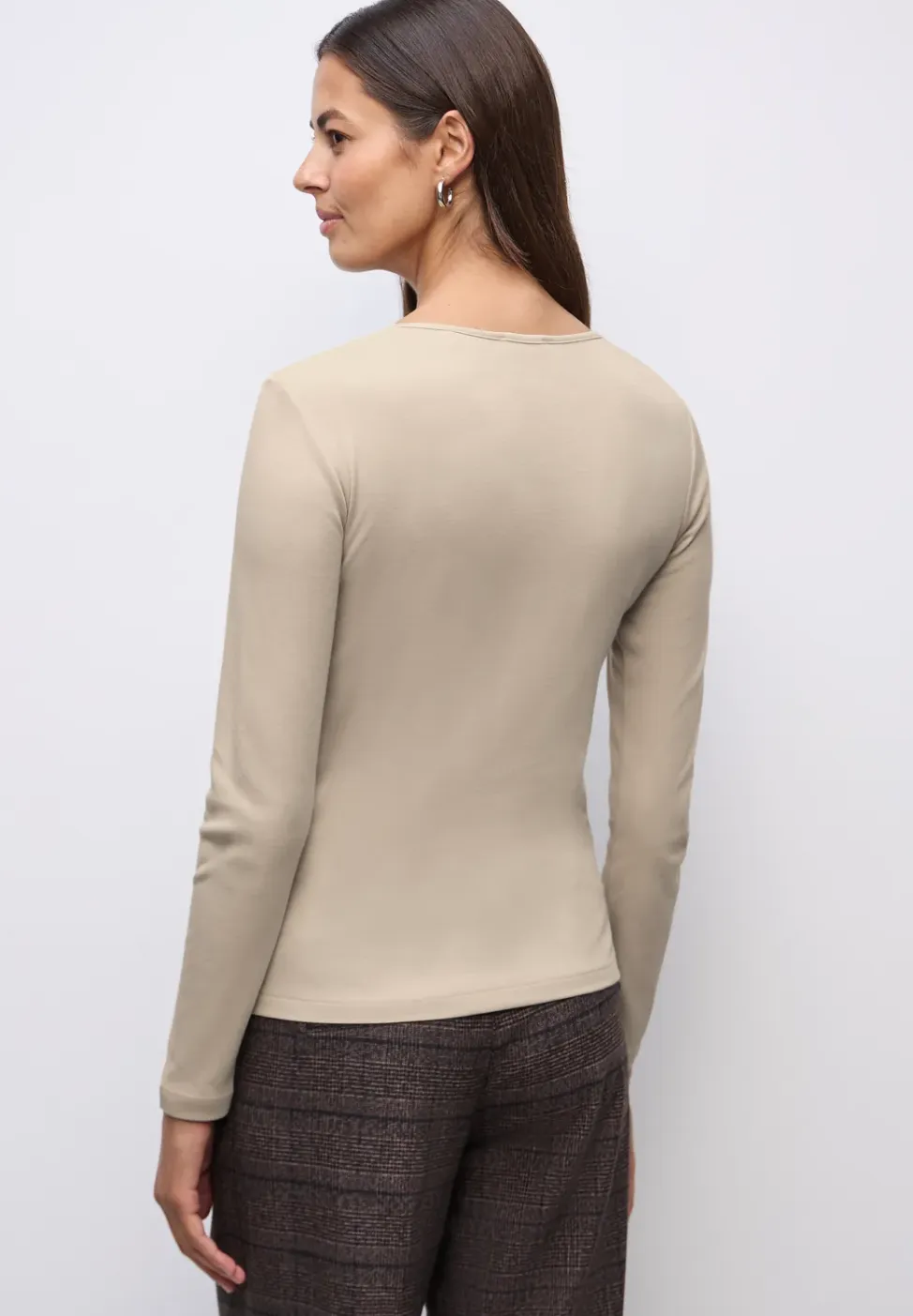 Shirt met hartvormige halslijn