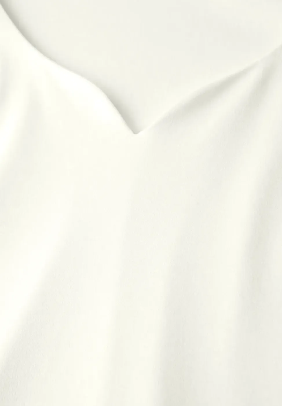 Shirt met hartvormige halslijn