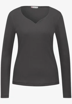 Shirt met hartvormige halslijn