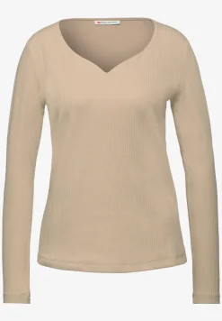 Shirt met hartvormige halslijn