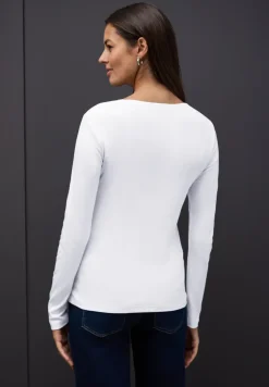 Shirt met hartvormige halslijn