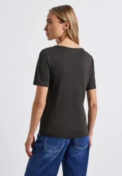 Shirt met hartvormige halslijn