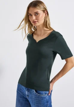 Shirt met hartvormige halslijn