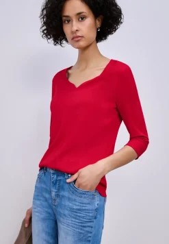 Shirt met hartvormige halslijn