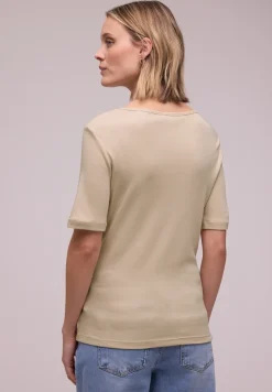 Shirt met hartvormige halslijn in een pak van 2