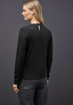 Shirt met kantdetail