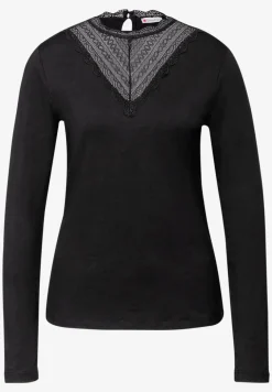 Shirt met kantdetail