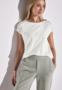 Shirt met kantdetail