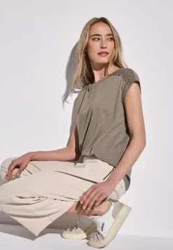 Shirt met kantdetail