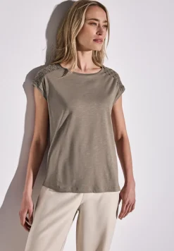 Shirt met kantdetail