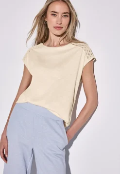 Shirt met kantdetail