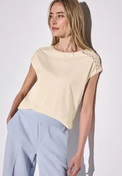 Shirt met kantdetail