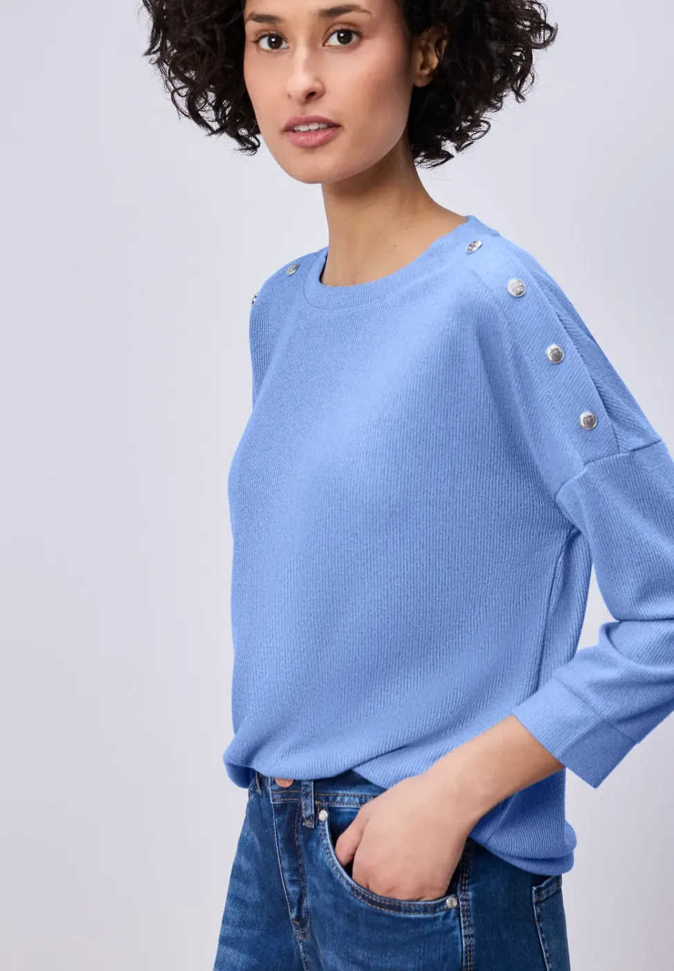 Shirt met knoopdetail