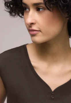 Shirt met knoopdetail