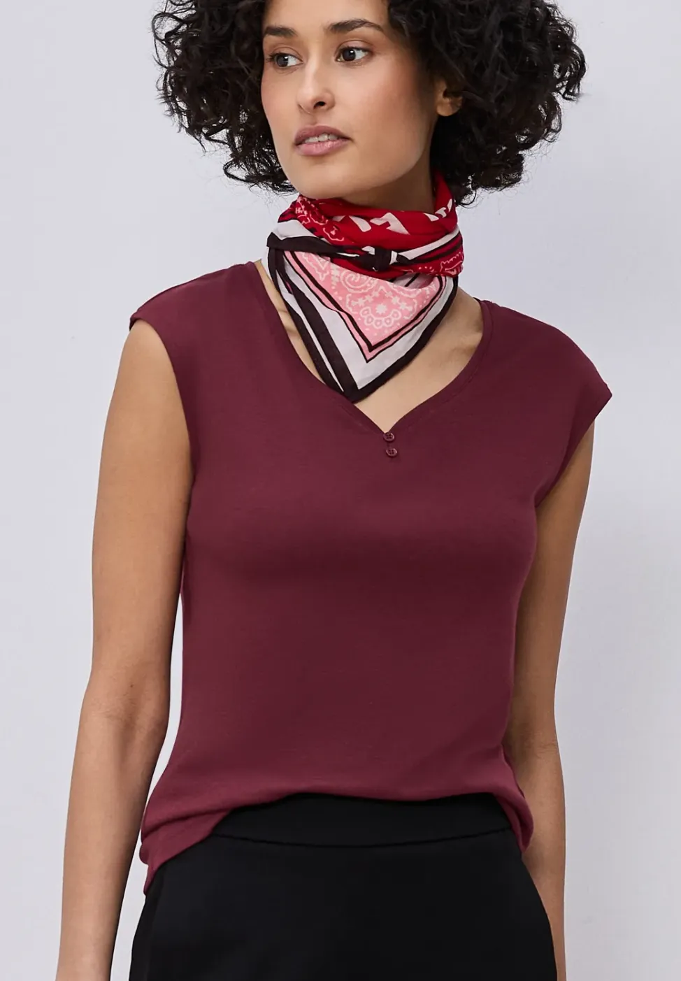 Shirt met knoopdetail