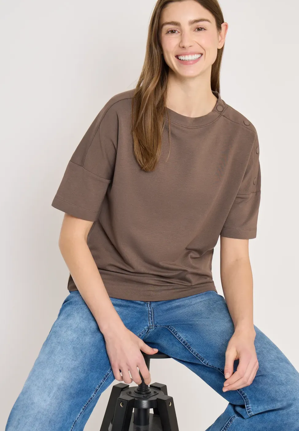Shirt met knoopdetail