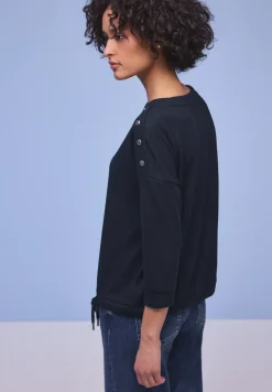 Shirt met knoopdetail