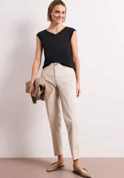 Shirt met knoopdetail