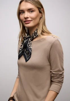 Shirt met knoopdetails