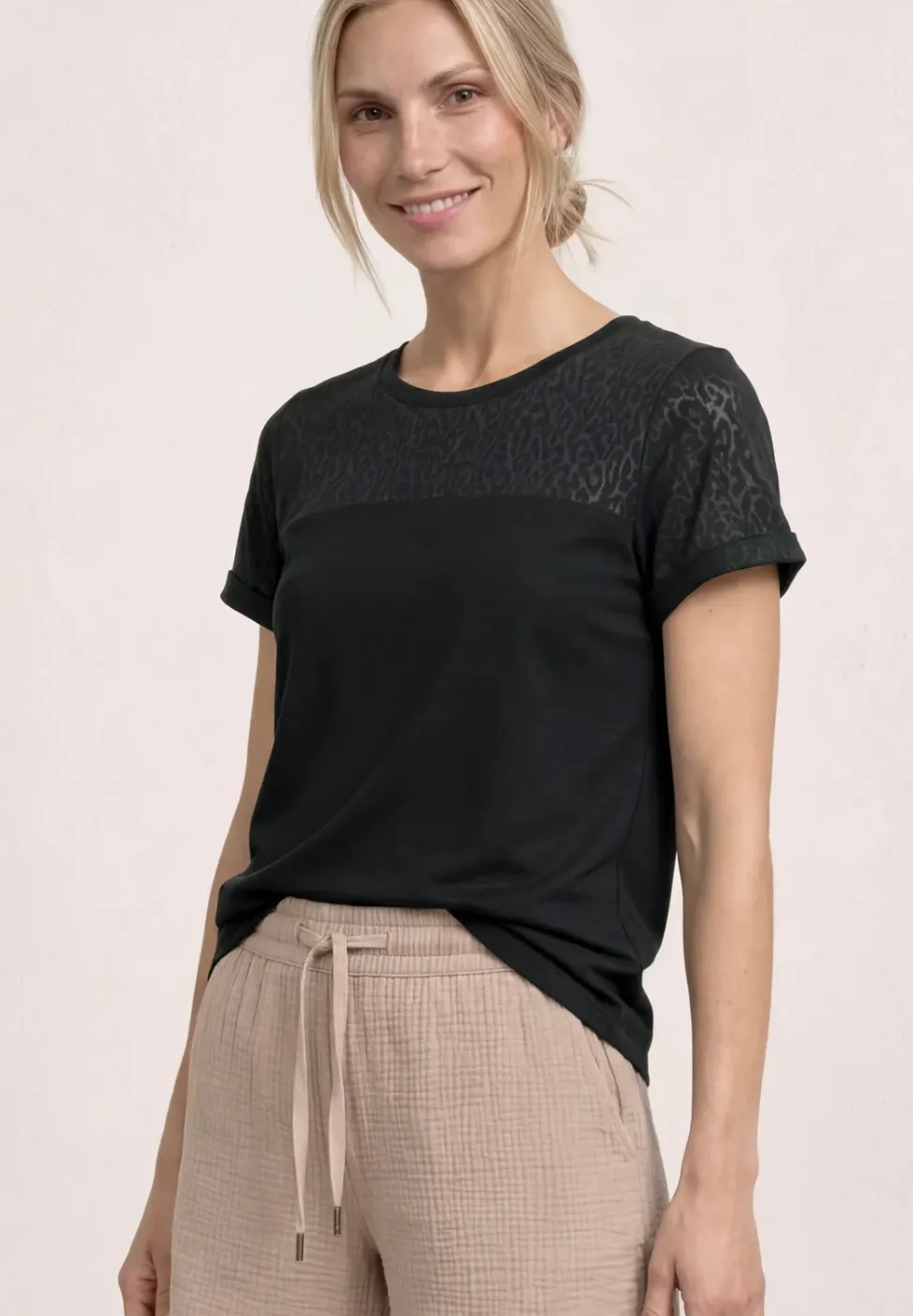 Shirt met korte mouwen en burnout details