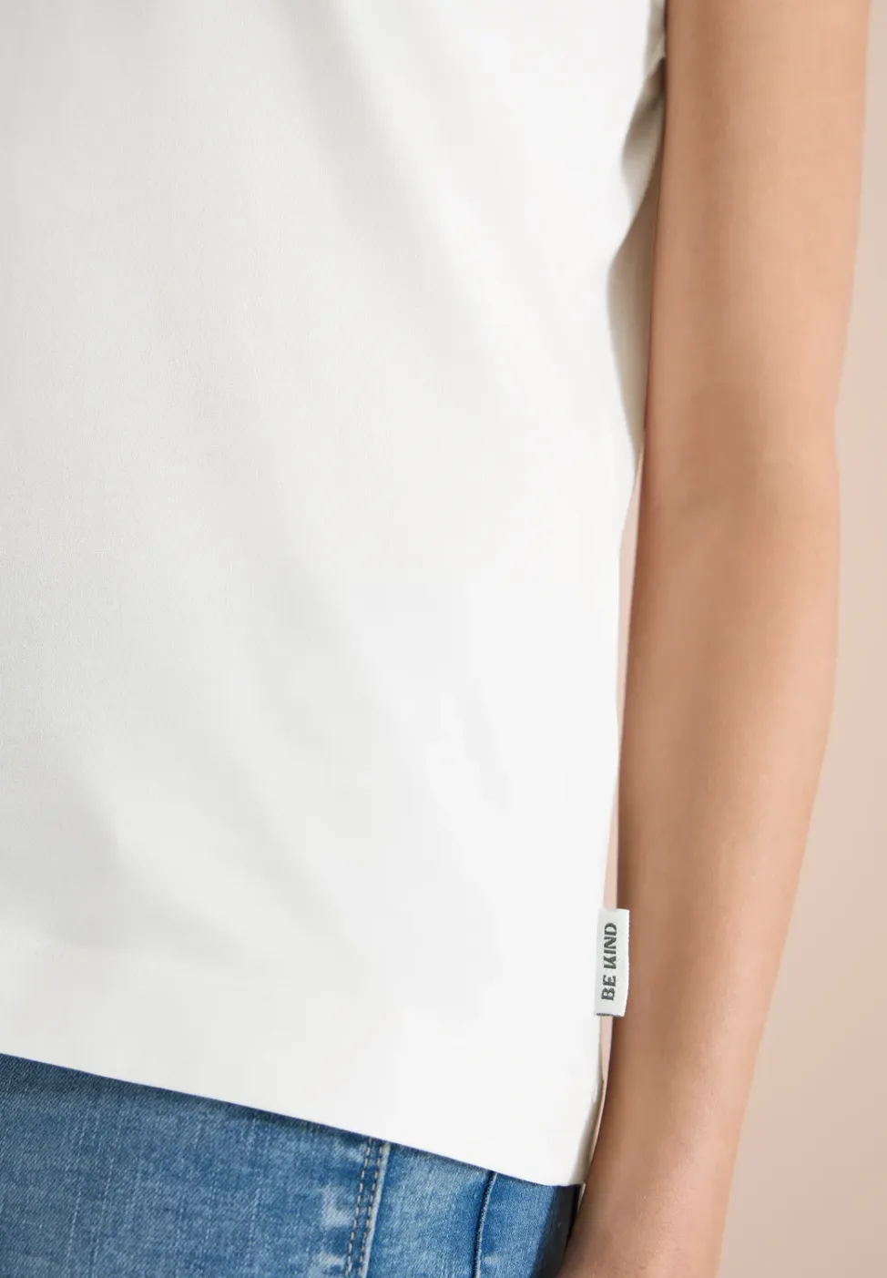 Shirt met korte mouwen en gespdetail