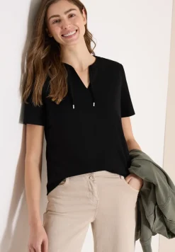 Shirt met korte mouwen en gespleten hals