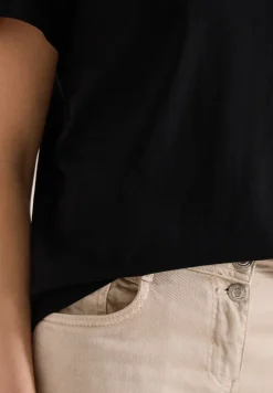 Shirt met korte mouwen en gespleten hals