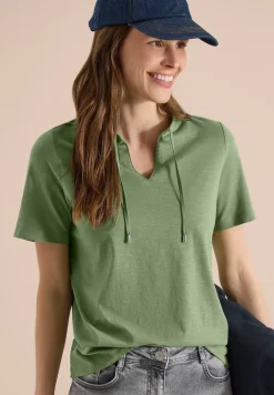 Shirt met korte mouwen en gespleten hals
