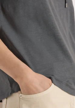 Shirt met korte mouwen en gespleten hals