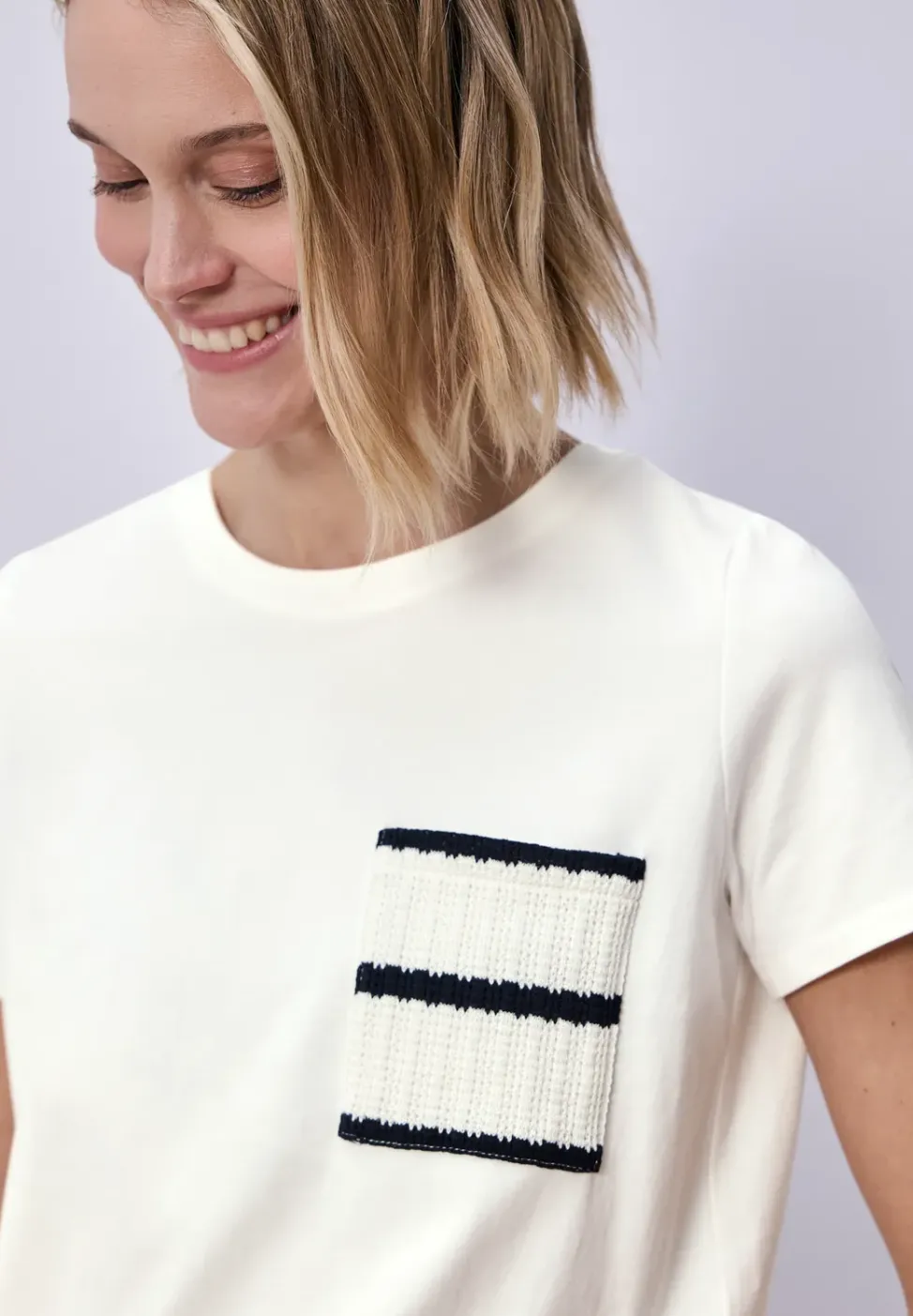 Shirt met korte mouwen en gestreepte zak