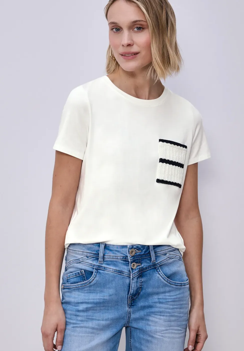 Shirt met korte mouwen en gestreepte zak