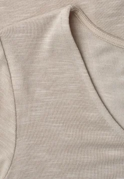 Shirt met korte mouwen en knoopdetail
