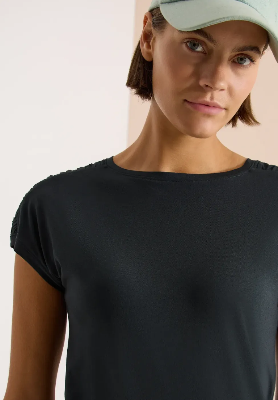 Shirt met korte mouwen en rimpels