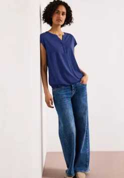 Shirt met losse schouders en gespleten hals