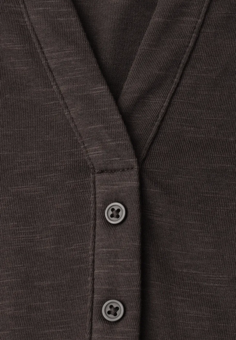 Shirt met losse schouders en gespleten hals