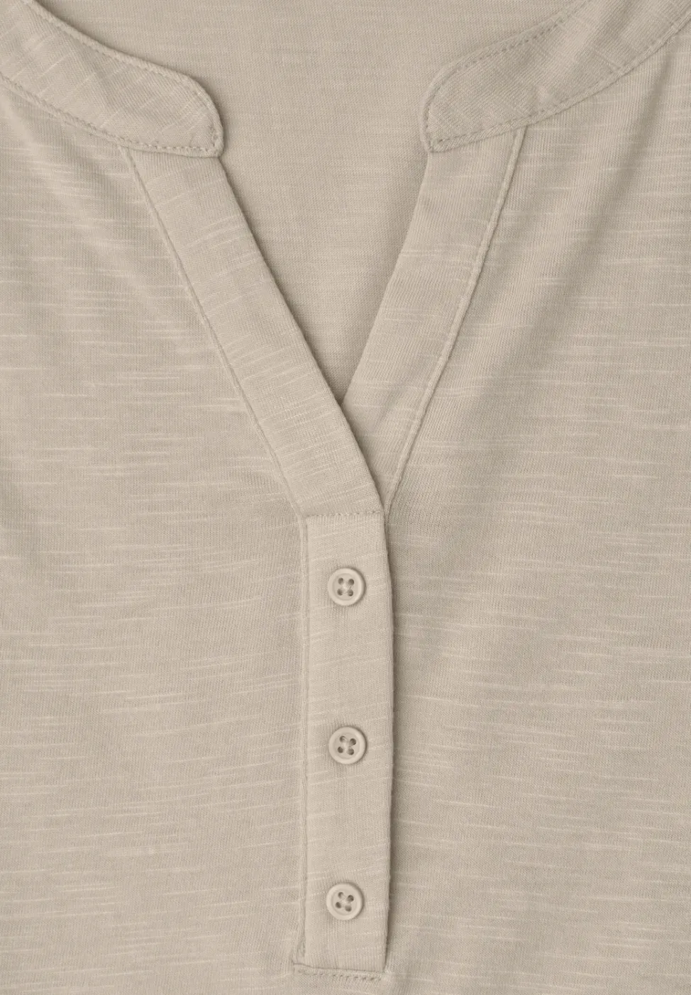 Shirt met losse schouders en gespleten hals