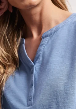 Shirt met losse schouders en gespleten hals