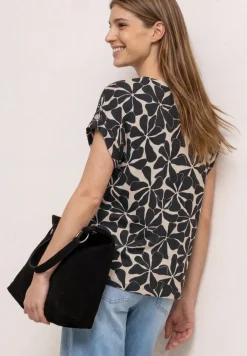 Shirt met losse schouders en patroon