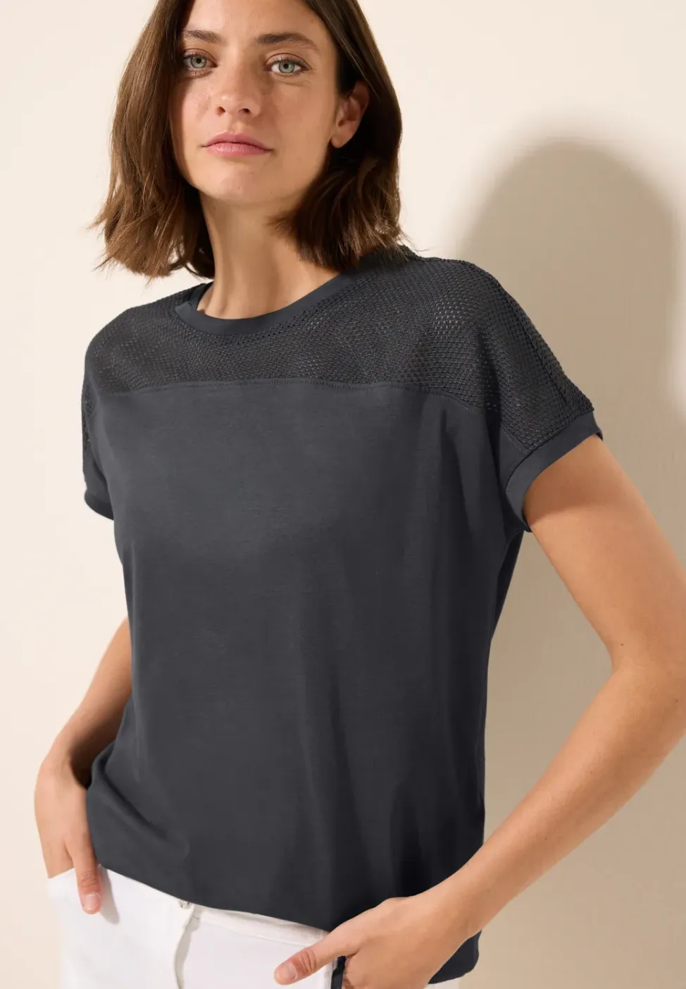 Shirt met mesh detail