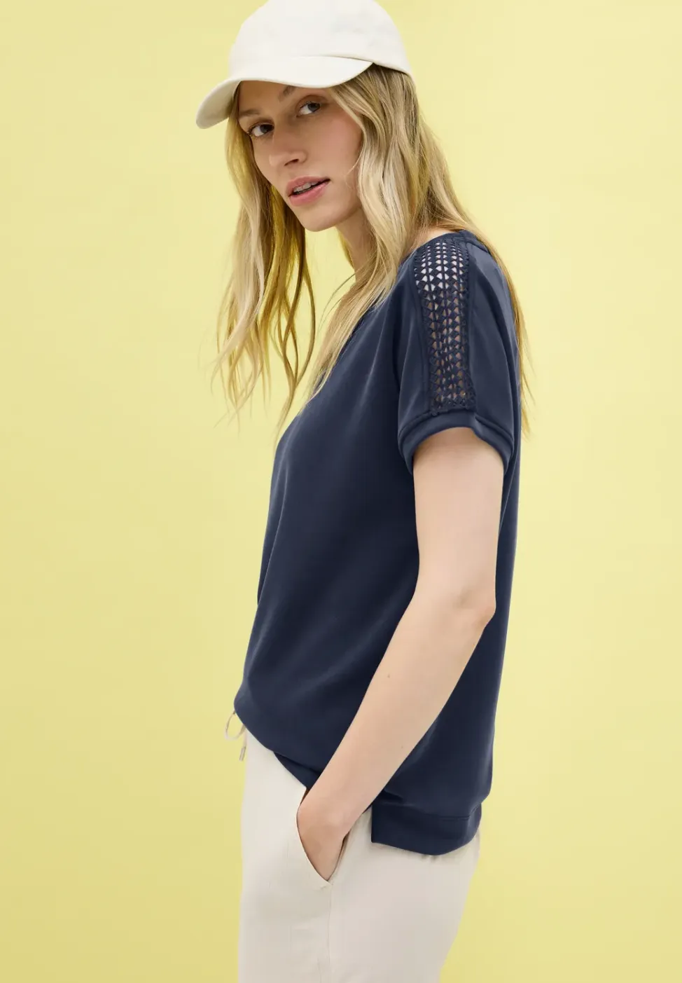Shirt met mesh detail