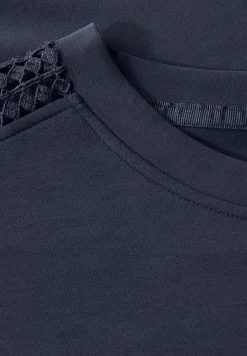Shirt met mesh detail