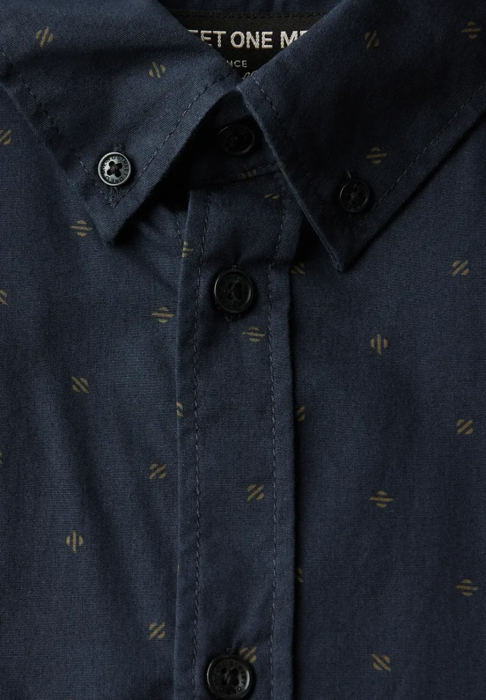 Shirt met minimale print