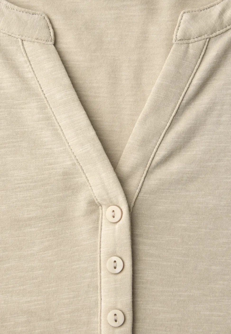 Shirt met 3/4-mouwen, split neck en knopen