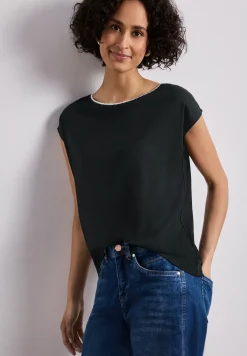 Shirt met overhangende schouder en decoratieve tape
