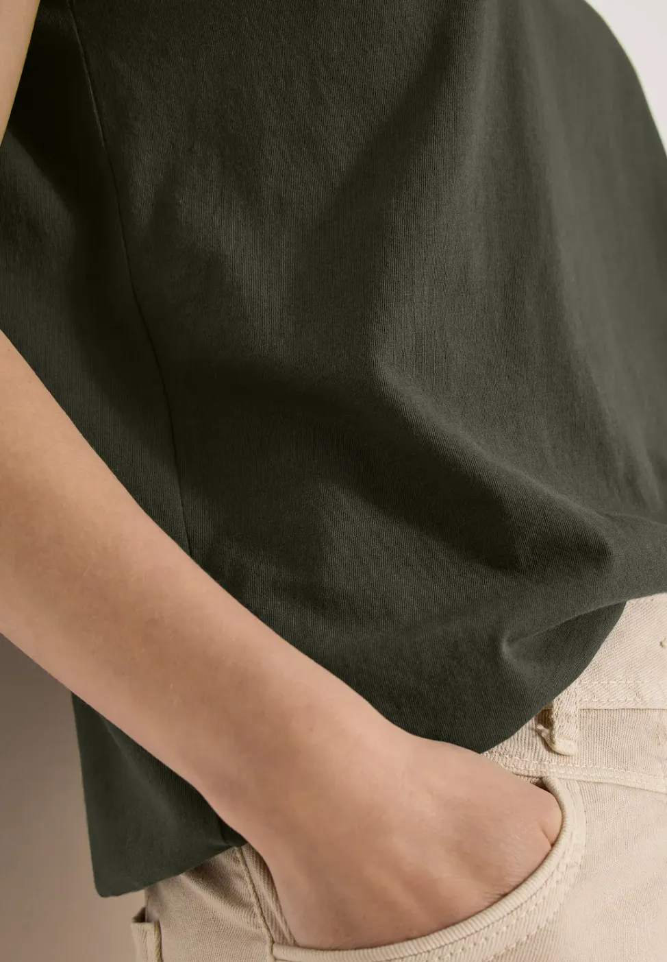 Shirt met overhangende schouders en kanten details