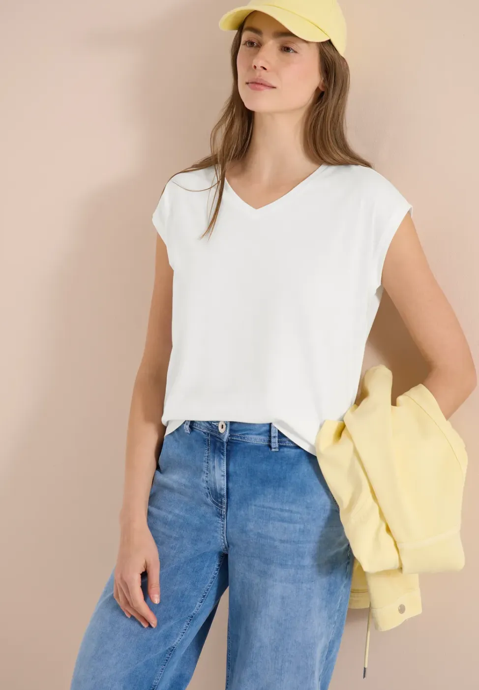 Shirt met overhangende schouders en V-hals